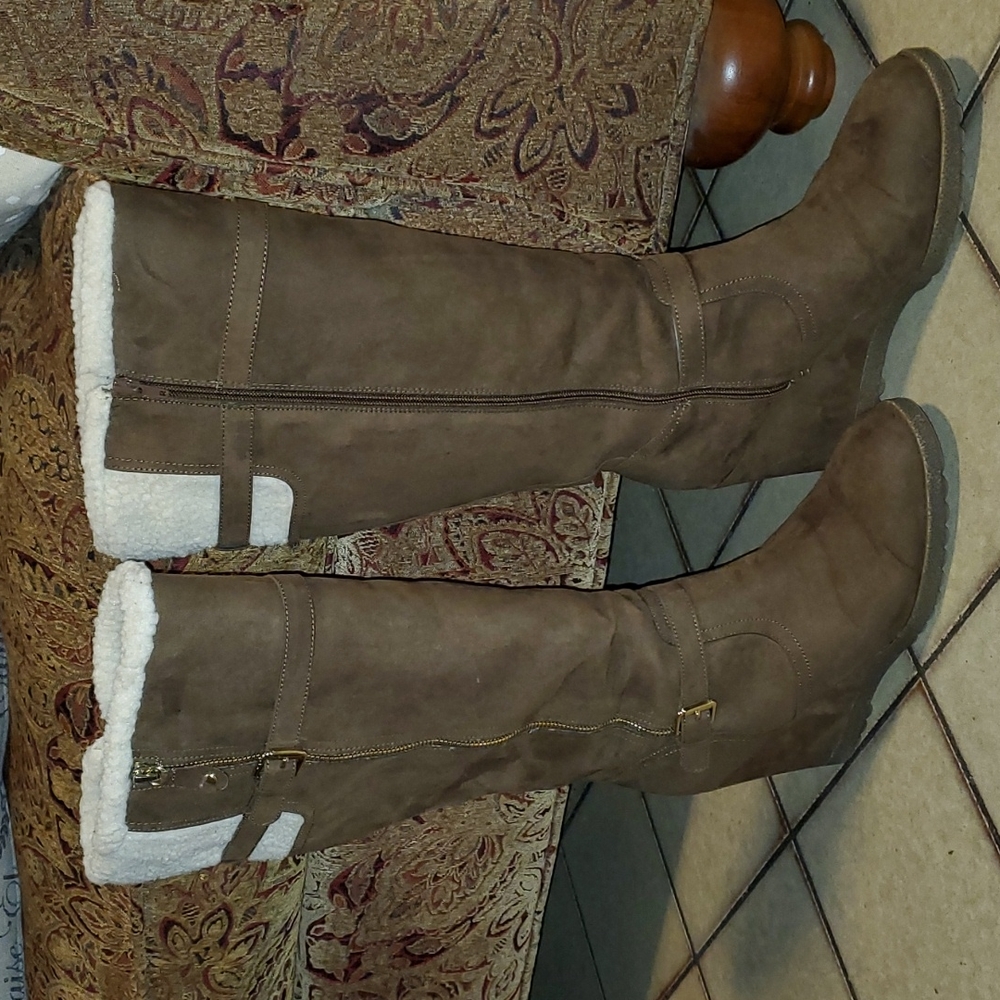 Unisa Brown Wedge Boots Woman's Size 11 - Picture 3 of 16
